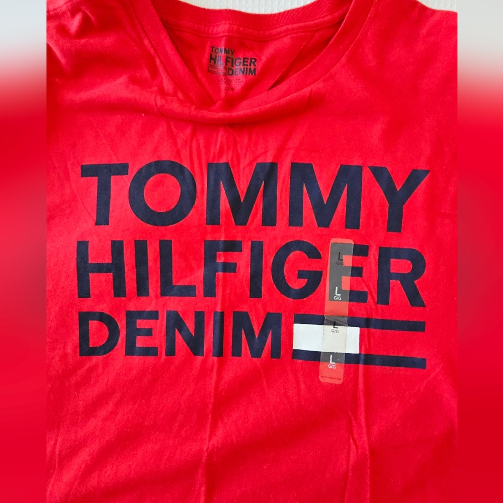 New Large Red Tommy Hilfiger Denim T-shirt